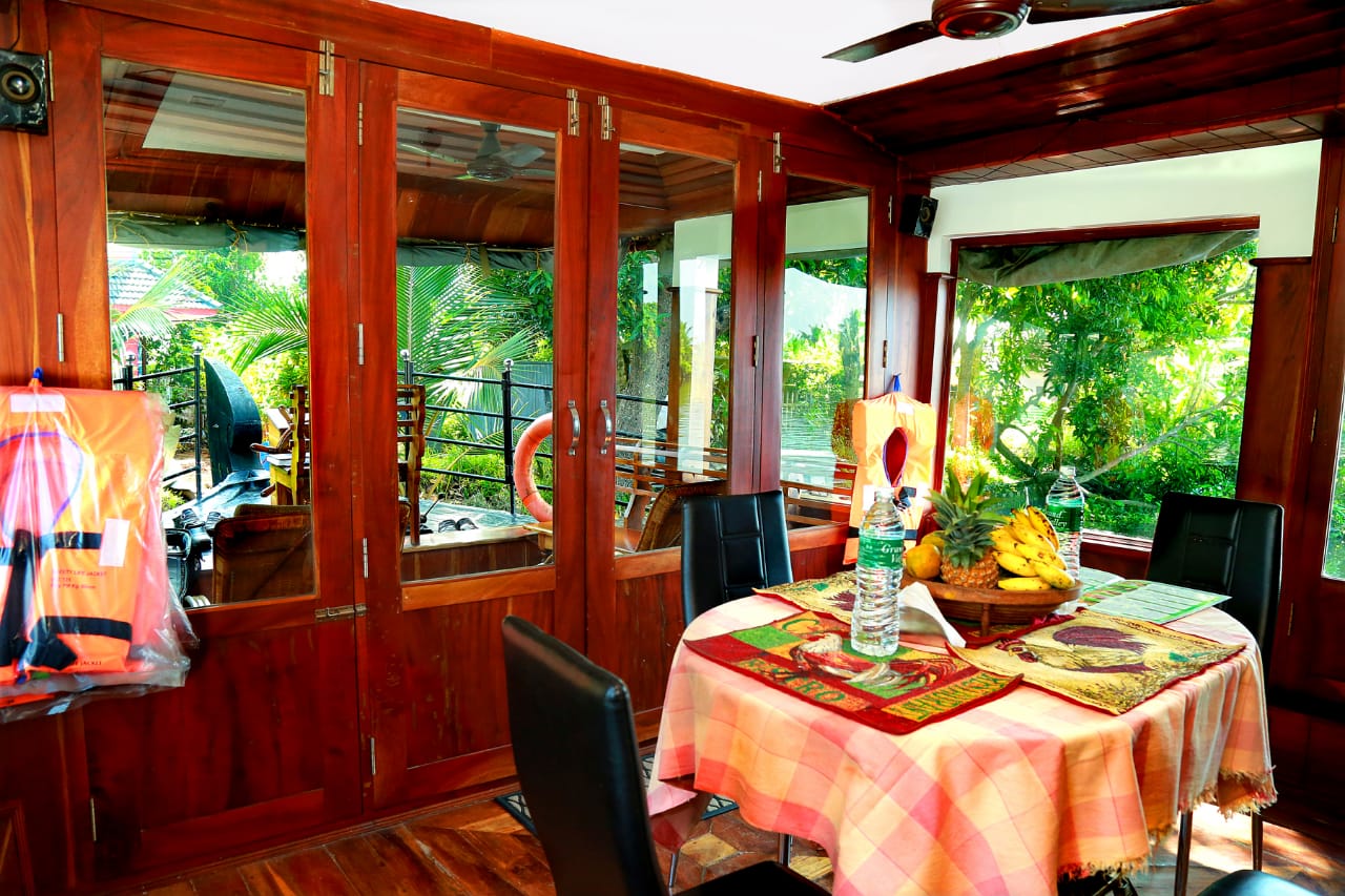 Allepey houseboats