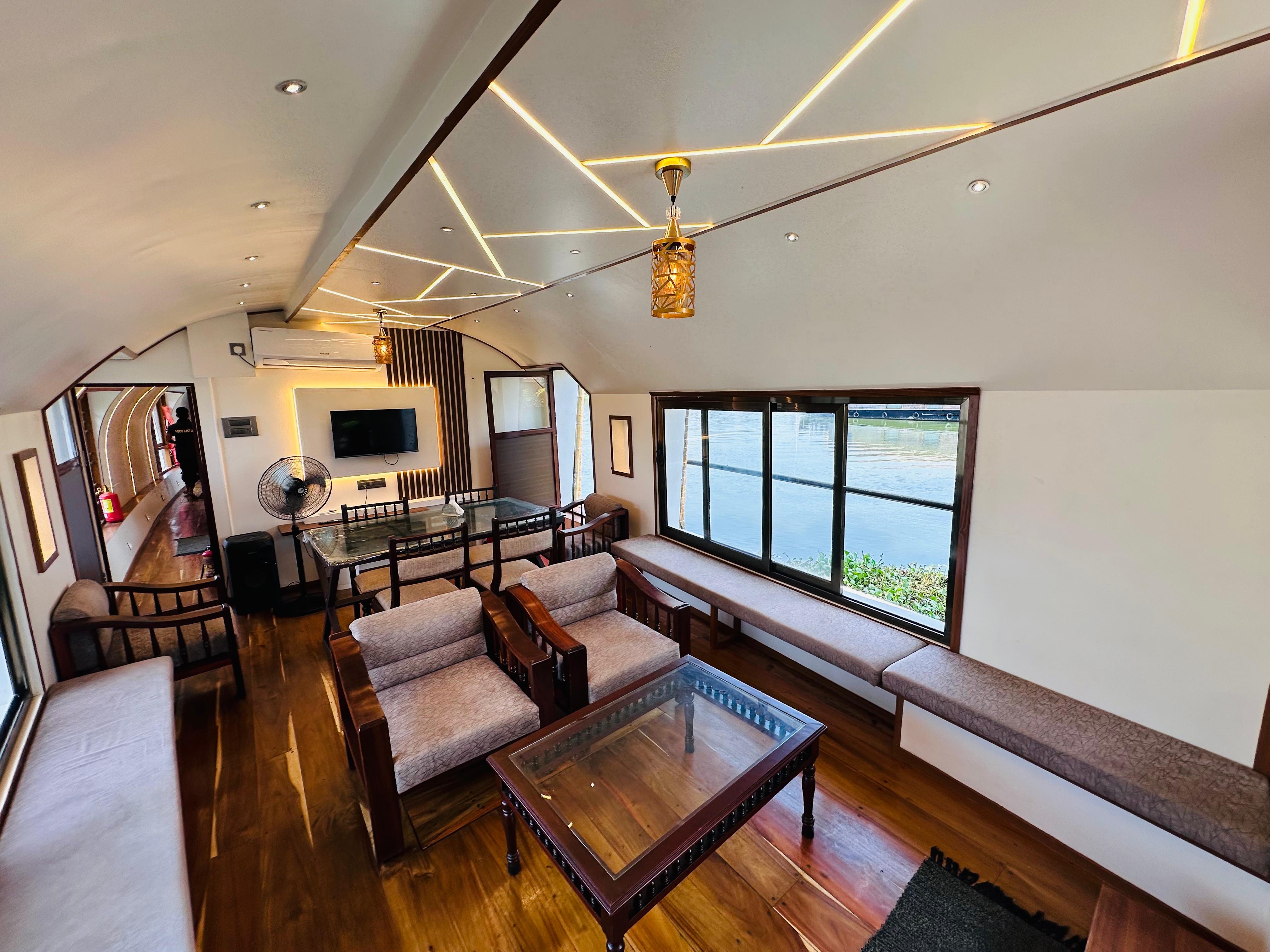 Allepey houseboats